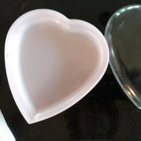 gift set vintage pink heart box plastic lid baby brush set - Picture 4 of 4